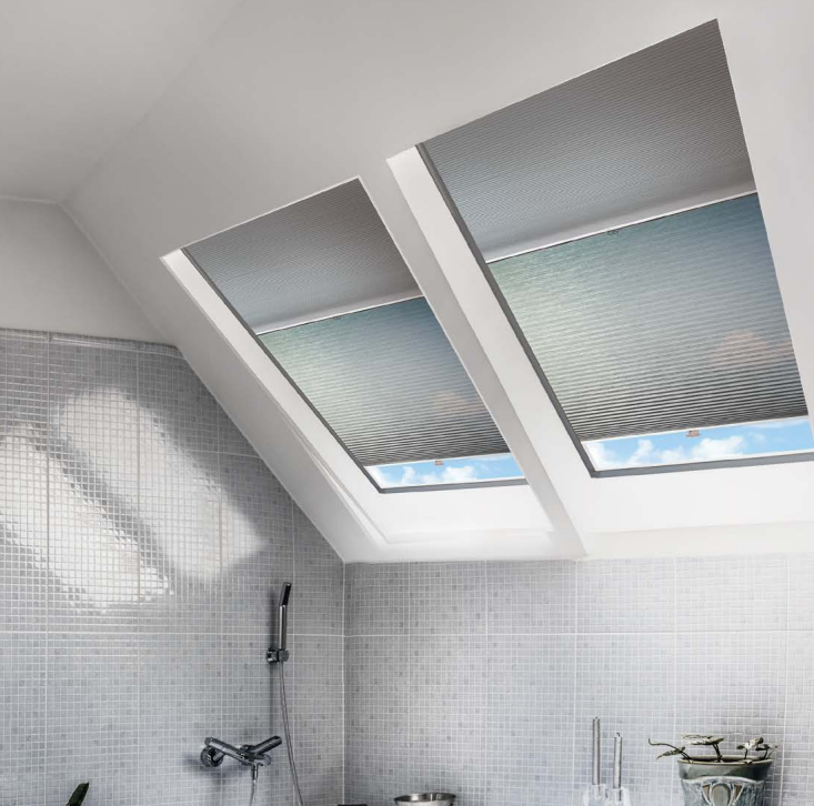 Estores Bandalux Fit sin tornillos en ventana oscilobatiente